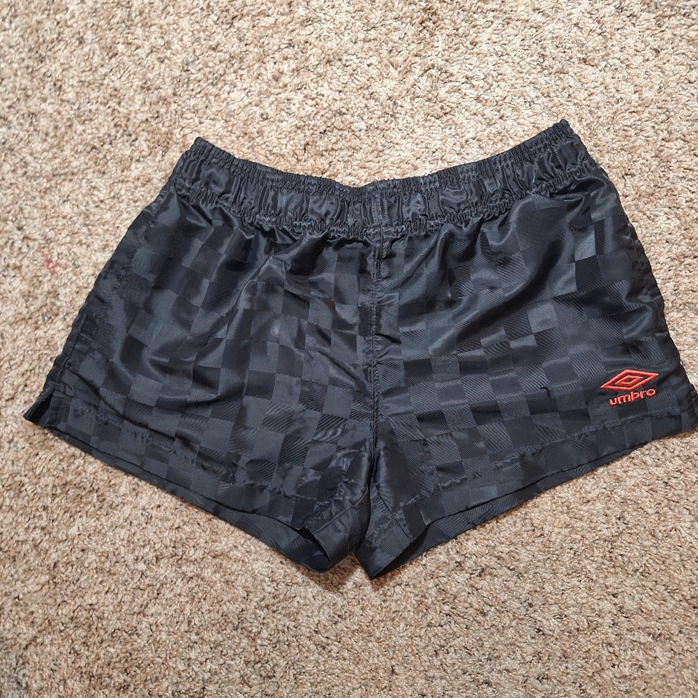 Umbro Black Checkered Soccer Athletic Shorts Drawstring Elastic Waist Youth Med